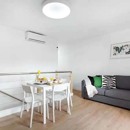 Liomor Luxury Lejlighed